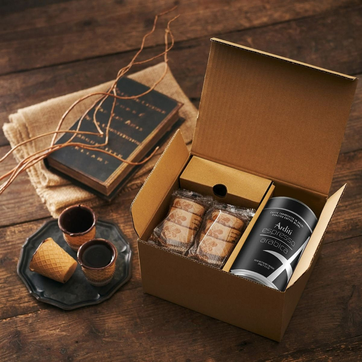 コーヒー豆 ESPRESSO ARABICA 250g（アラビカ豆100%）&チョカップ「CHOCUP」6カップ イタリアギフトセット